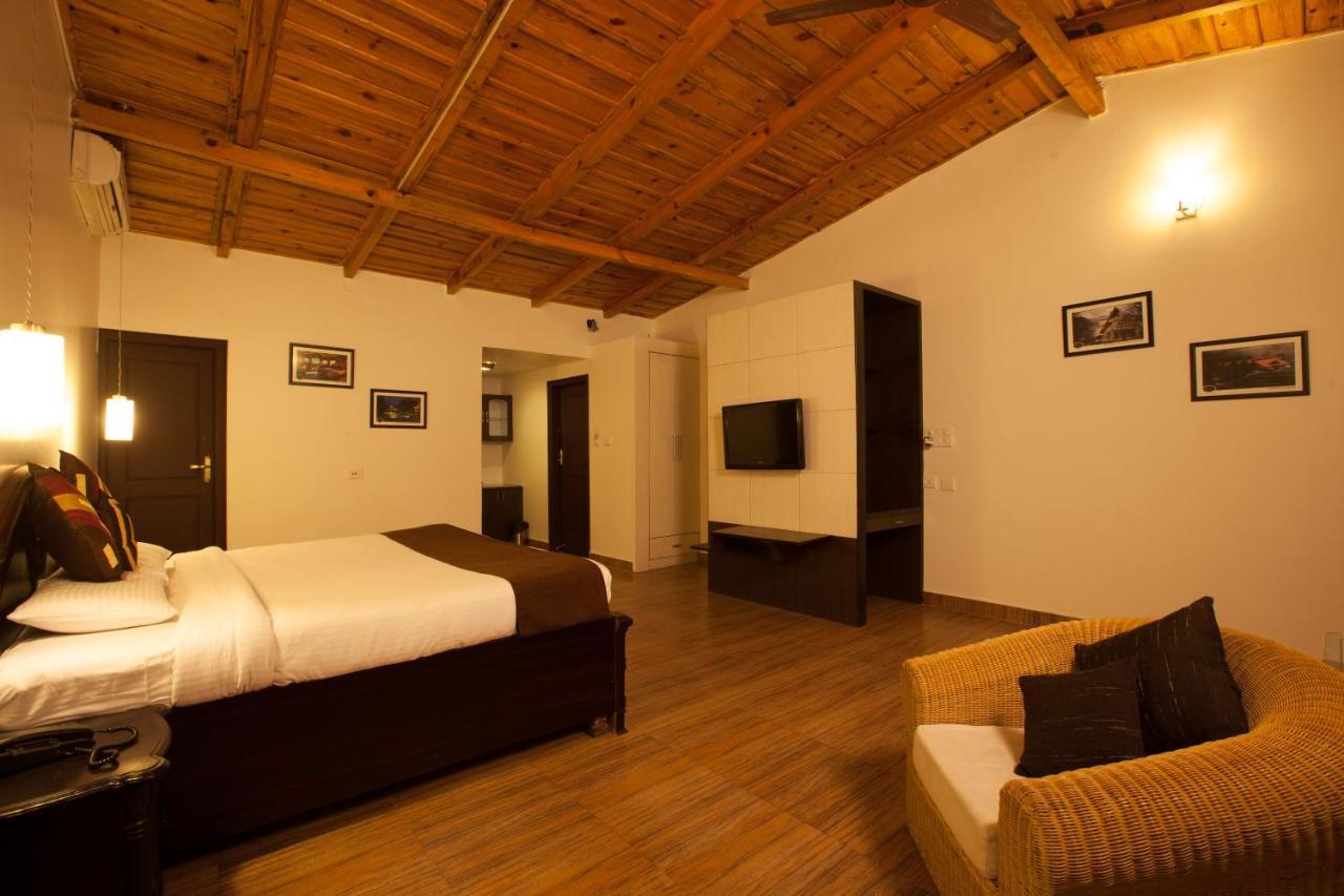 Sea Hawk - Luxury Hill Resort 4 Mins From Bhimtal Lake Exterior foto